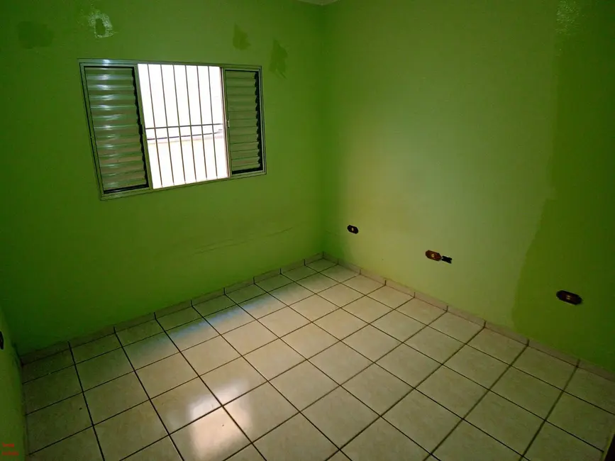 Casa com 2 quartos para alugar, 90m2 em Jardim Primavera, Sorocaba - SP - imagem 4 Foto 4 de Casa com 2 quartos para alugar, 90m2 em Jardim Primavera, Sorocaba - SP