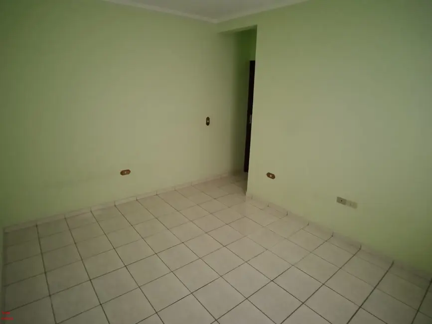 Casa com 2 quartos para alugar, 90m2 em Jardim Primavera, Sorocaba - SP - imagem 8 Foto 8 de Casa com 2 quartos para alugar, 90m2 em Jardim Primavera, Sorocaba - SP