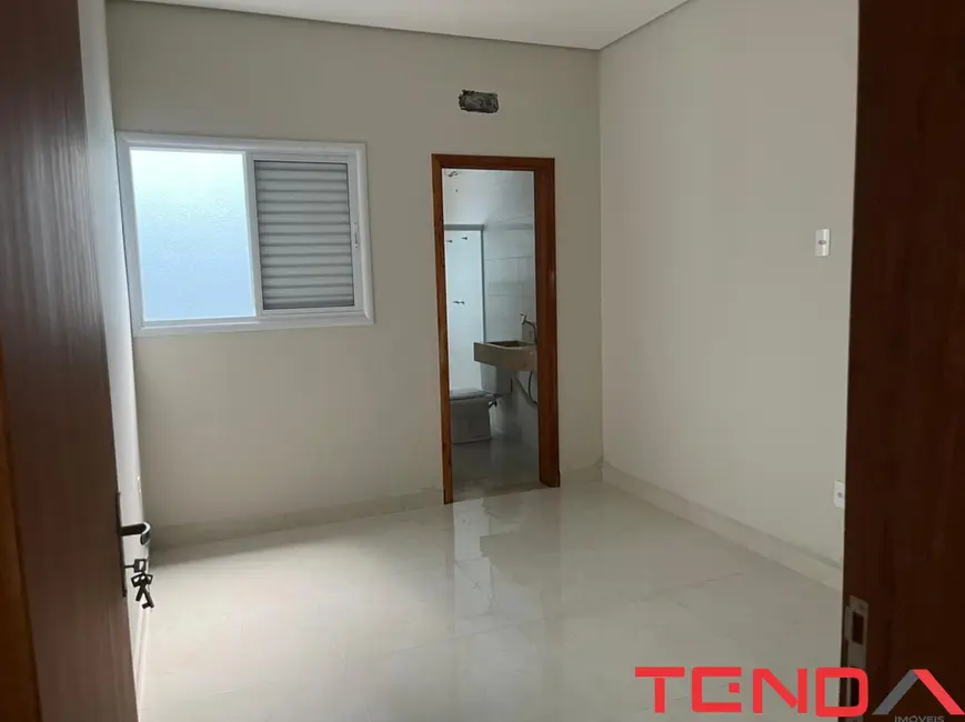 Foto 9 de Casa de Condomínio com 2 quartos à venda, 100m2 em Caguassu, Sorocaba - SP
