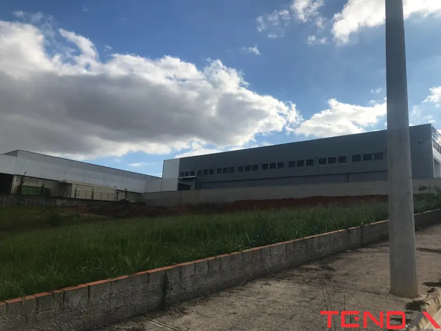 Foto 2 de Terreno / Lote à venda, 3200m2 em Zona Industrial, Sorocaba - SP