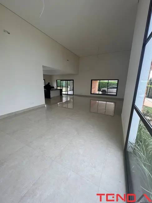 Foto 9 de Casa de Condomínio com 4 quartos à venda, 350m2 em Aracoiaba Da Serra - SP
