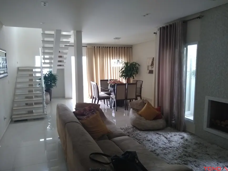 Casa de Condomínio com 5 quartos para alugar, 372m2 em Parque Campolim, Sorocaba - SP - imagem 7 Foto 7 de Casa de Condomínio com 5 quartos para alugar, 372m2 em Parque Campolim, Sorocaba - SP