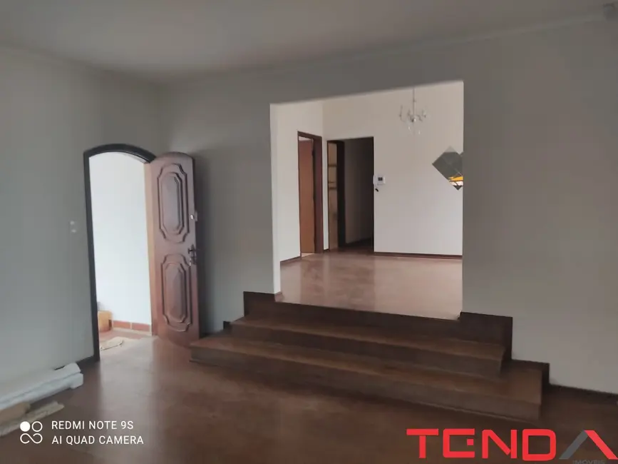 Casa com 3 quartos à venda, 210m2 em Jardim Santa Rosália, Sorocaba - SP - imagem 6 Foto 6 de Casa com 3 quartos à venda, 210m2 em Jardim Santa Rosália, Sorocaba - SP