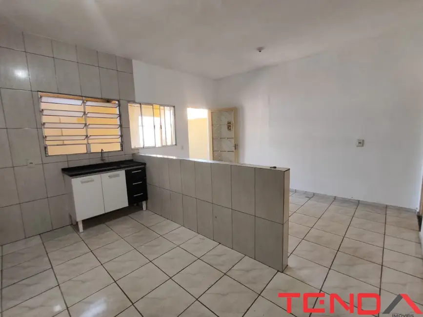 Foto 4 de Casa com 1 quarto para alugar, 75m2 em Jardim Jatobá, Sorocaba - SP