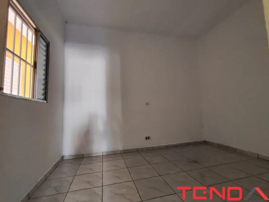 Foto 5 de Casa com 1 quarto para alugar, 75m2 em Jardim Jatobá, Sorocaba - SP