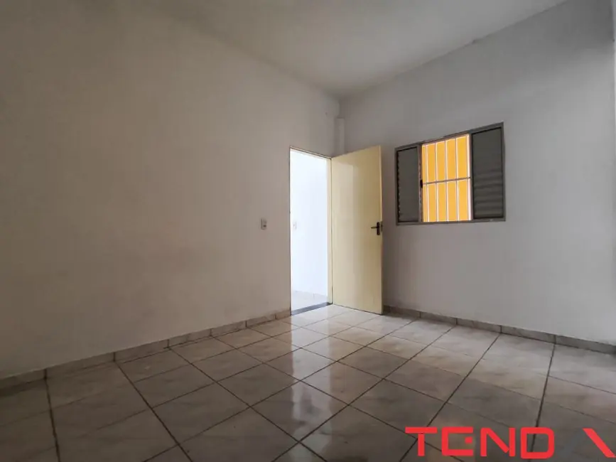 Foto 6 de Casa com 1 quarto para alugar, 75m2 em Jardim Jatobá, Sorocaba - SP