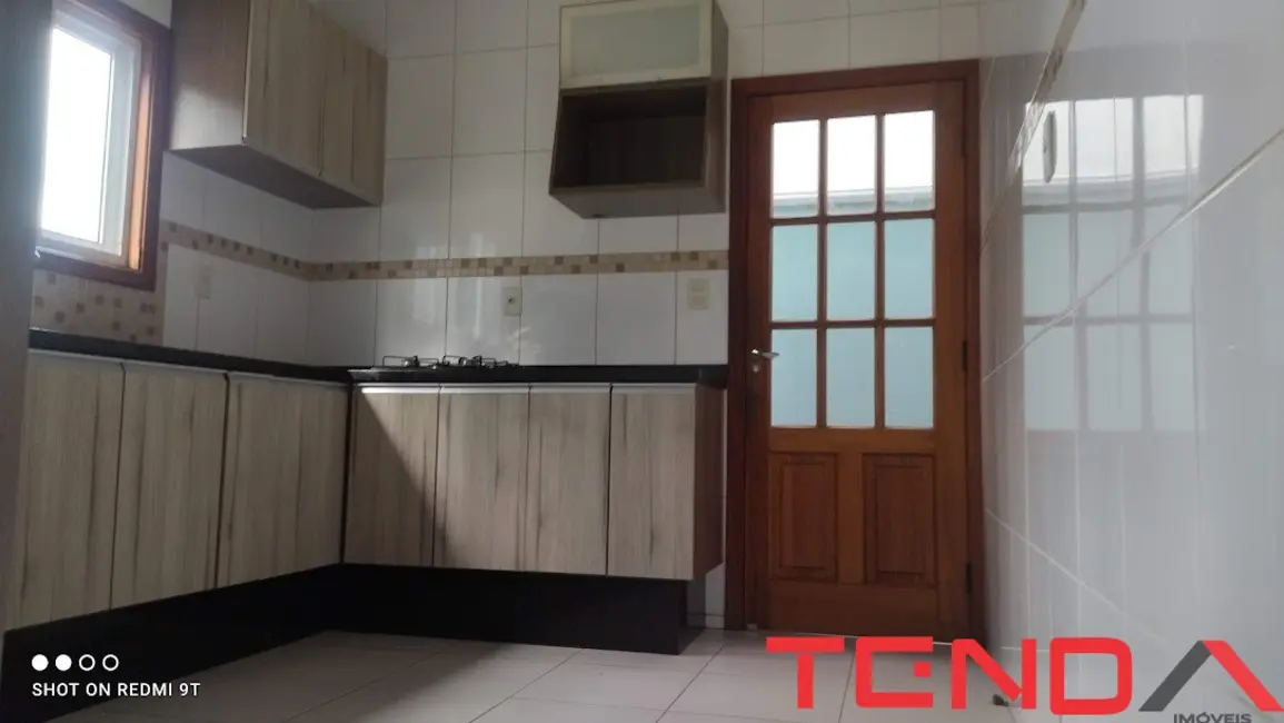 Foto 3 de Casa de Condomínio com 3 quartos à venda, 90m2 em Horto Florestal, Sorocaba - SP