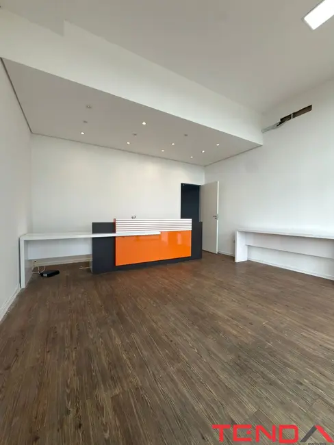 Foto 2 de Sala Comercial para alugar, 250m2 em Jardim Portobello, Sorocaba - SP