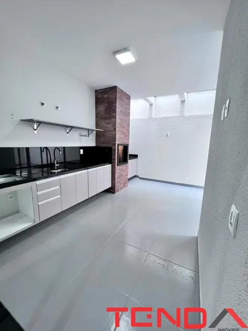 Casa com 3 quartos à venda, 110m2 em Cajuru do Sul, Sorocaba - SP - imagem 1 Foto 1 de Casa com 3 quartos à venda, 110m2 em Cajuru do Sul, Sorocaba - SP