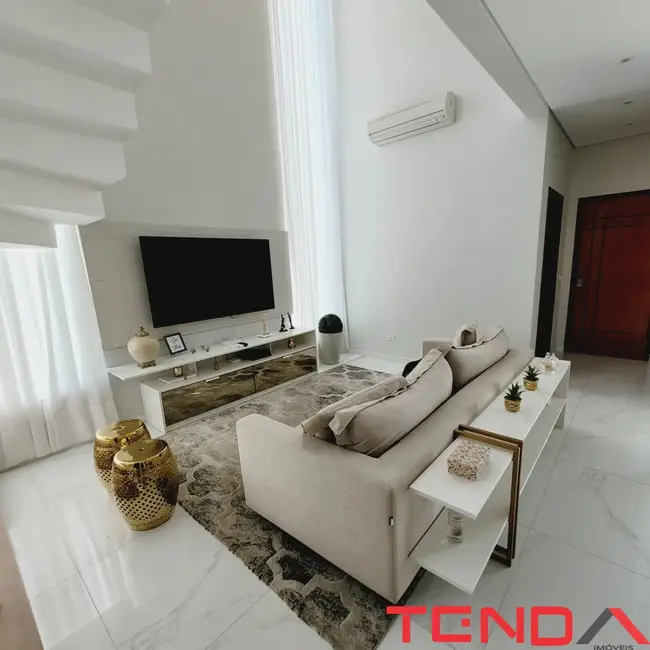 Casa de Condomínio com 3 quartos à venda, 192m2 em Iporanga, Sorocaba - SP - imagem 6 Foto 6 de Casa de Condomínio com 3 quartos à venda, 192m2 em Iporanga, Sorocaba - SP