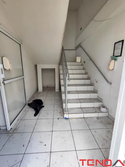 Loja para alugar, 300m2 em Além Ponte, Sorocaba - SP - imagem 2 Foto 2 de Loja para alugar, 300m2 em Além Ponte, Sorocaba - SP