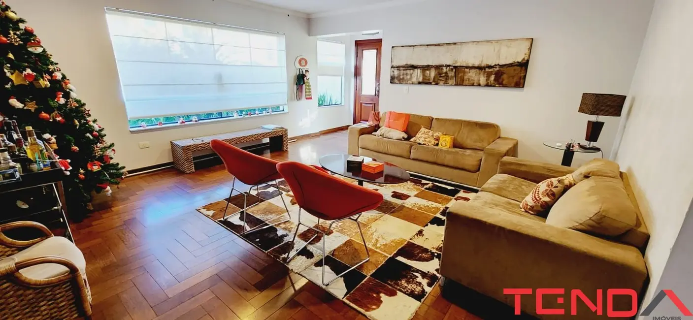 Casa de Condomínio com 4 quartos à venda, 300m2 em Granja Olga III, Sorocaba - SP - imagem 3 Foto 3 de Casa de Condomínio com 4 quartos à venda, 300m2 em Granja Olga III, Sorocaba - SP