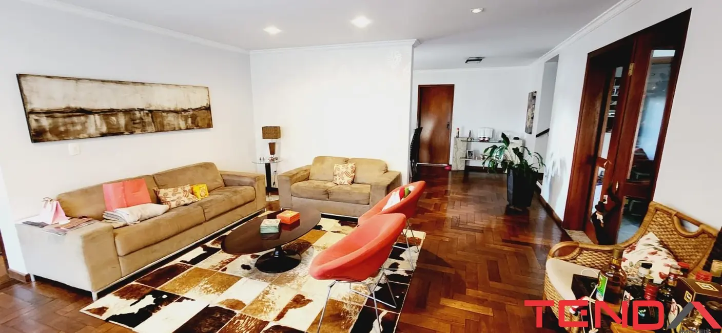 Casa de Condomínio com 4 quartos à venda, 300m2 em Granja Olga III, Sorocaba - SP - imagem 4 Foto 4 de Casa de Condomínio com 4 quartos à venda, 300m2 em Granja Olga III, Sorocaba - SP