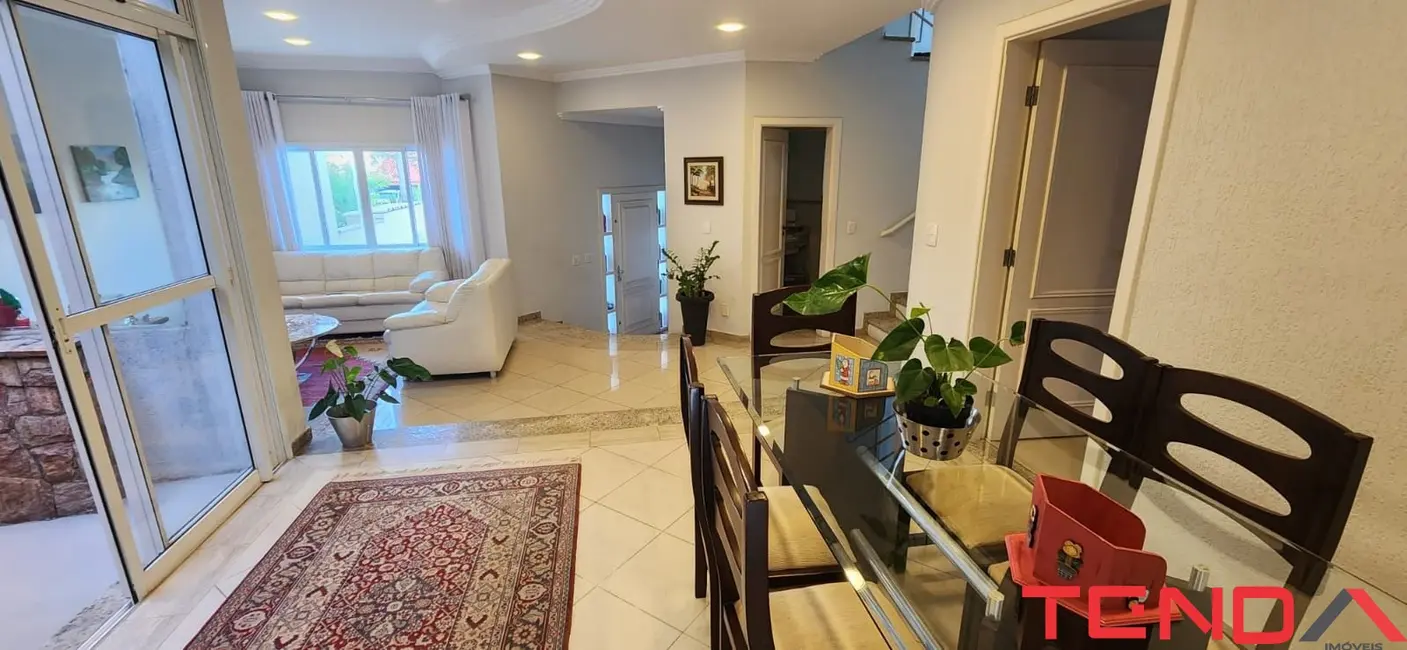 Casa de Condomínio com 5 quartos à venda, 352m2 em Granja Olga III, Sorocaba - SP - imagem 6 Foto 6 de Casa de Condomínio com 5 quartos à venda, 352m2 em Granja Olga III, Sorocaba - SP