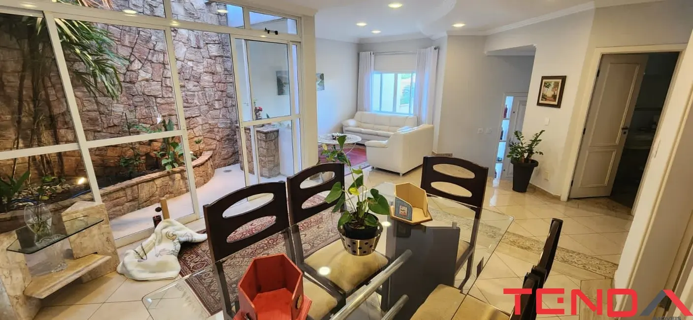 Casa de Condomínio com 5 quartos à venda, 352m2 em Granja Olga III, Sorocaba - SP - imagem 8 Foto 8 de Casa de Condomínio com 5 quartos à venda, 352m2 em Granja Olga III, Sorocaba - SP