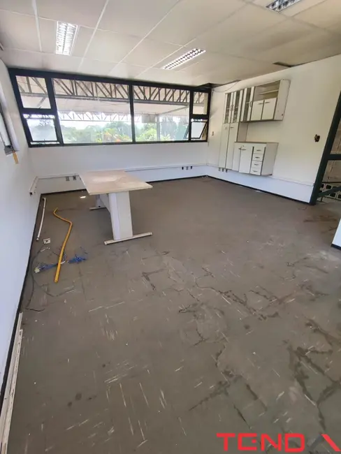 Foto 5 de Armazém / Galpão para alugar, 700m2 em Éden, Sorocaba - SP