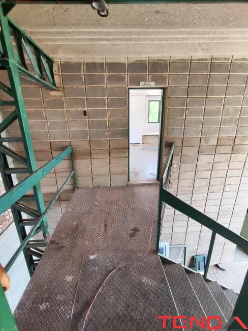 Foto 3 de Armazém / Galpão para alugar, 700m2 em Éden, Sorocaba - SP