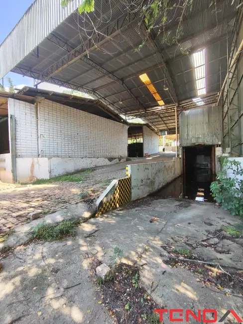 Armazém / Galpão para alugar, 650m2 em Éden, Sorocaba - SP - imagem 4 Foto 4 de Armazém / Galpão para alugar, 650m2 em Éden, Sorocaba - SP