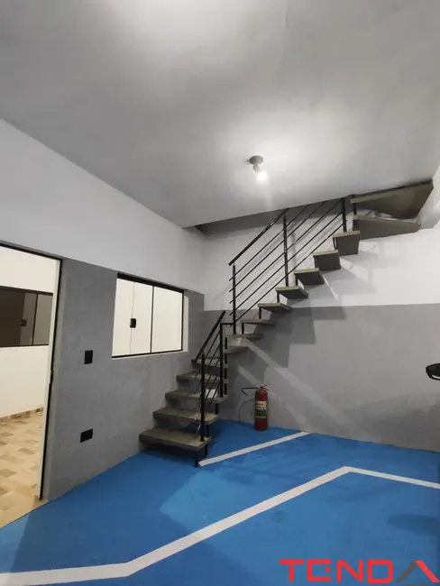 Foto 2 de Armazém / Galpão à venda, 100m2 em Jardim Amalia, Sorocaba - SP