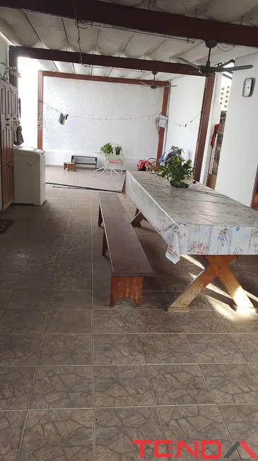 Chácara com 2 quartos à venda, 333m2 em Éden, Sorocaba - SP - imagem 3 Foto 3 de Chácara com 2 quartos à venda, 333m2 em Éden, Sorocaba - SP