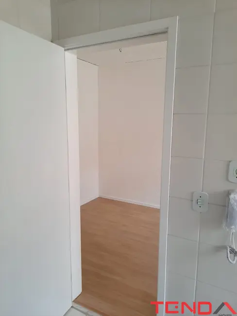 Foto 4 de Apartamento com 2 quartos para alugar, 50m2 em Jardim Topázio, Sorocaba - SP