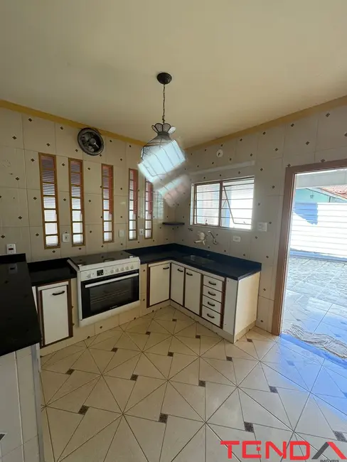 Foto 4 de Casa com 3 quartos para alugar, 120m2 em Cajuru do Sul, Sorocaba - SP