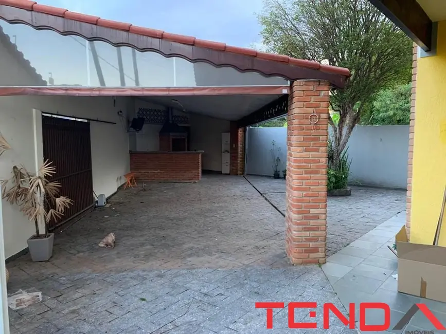 Foto 9 de Casa com 4 quartos à venda, 234m2 em Vila Trujillo, Sorocaba - SP
