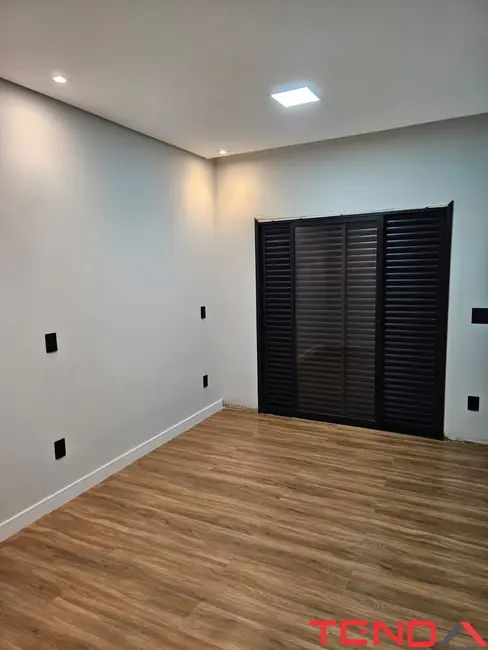 Casa com 3 quartos à venda, 134m2 em Jardim Reserva Ipanema, Sorocaba - SP - imagem 8 Foto 8 de Casa com 3 quartos à venda, 134m2 em Jardim Reserva Ipanema, Sorocaba - SP