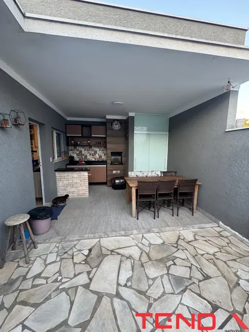 Casa com 3 quartos à venda, 113m2 em Jardim Terras de São Francisco, Sorocaba - SP - imagem 4 Foto 4 de Casa com 3 quartos à venda, 113m2 em Jardim Terras de São Francisco, Sorocaba - SP