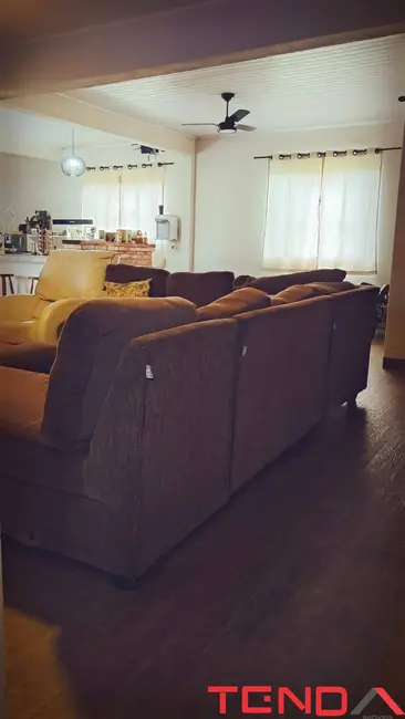 Chácara com 3 quartos à venda, 908m2 em Aracoiaba Da Serra - SP - imagem 6 Foto 6 de Chácara com 3 quartos à venda, 908m2 em Aracoiaba Da Serra - SP