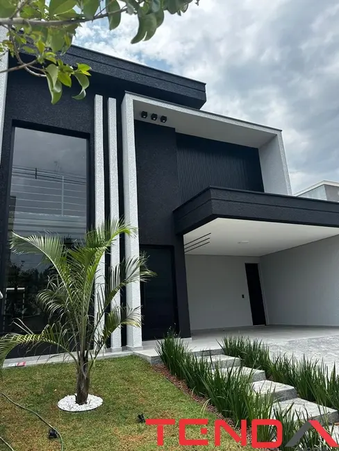 Foto 2 de Casa com 3 quartos à venda, 250m2 em Aparecidinha, Sorocaba - SP
