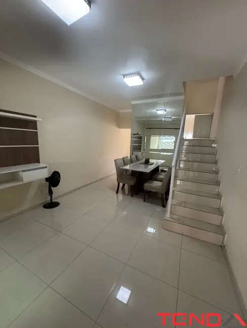 Casa com 2 quartos para alugar, 80m2 em Jardim Regente, Sorocaba - SP - imagem 7 Foto 7 de Casa com 2 quartos para alugar, 80m2 em Jardim Regente, Sorocaba - SP