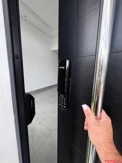 Casa de Condomínio com 3 quartos à venda, 160m2 em Cajuru do Sul, Sorocaba - SP - imagem 2 Foto 2 de Casa de Condomínio com 3 quartos à venda, 160m2 em Cajuru do Sul, Sorocaba - SP