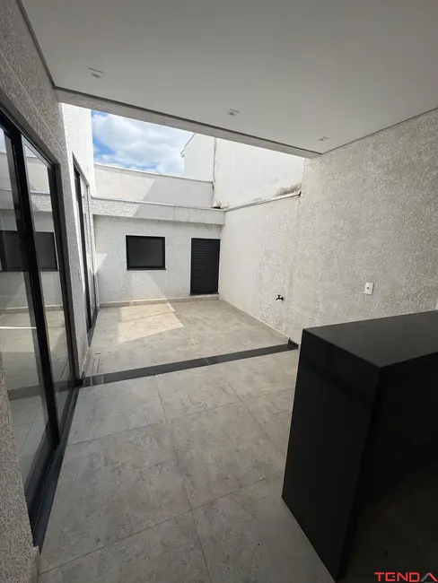 Casa com 3 quartos à venda, 180m2 em Jardim Terras de São Francisco, Sorocaba - SP - imagem 9 Foto 9 de Casa com 3 quartos à venda, 180m2 em Jardim Terras de São Francisco, Sorocaba - SP