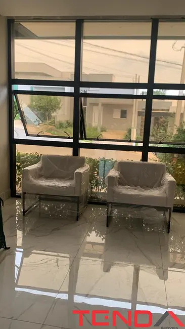 Casa de Condomínio com 3 quartos para alugar, 200m2 em Horto Florestal, Sorocaba - SP - imagem 3 Foto 3 de Casa de Condomínio com 3 quartos para alugar, 200m2 em Horto Florestal, Sorocaba - SP