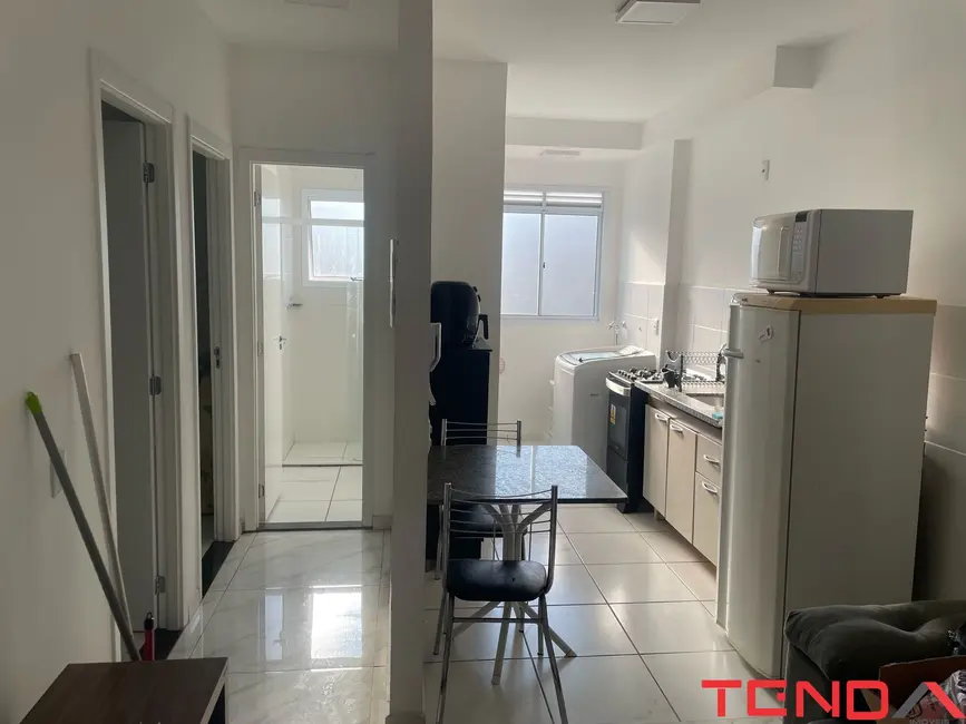Foto 2 de Apartamento com 2 quartos para alugar, 45m2 em Aparecidinha, Sorocaba - SP
