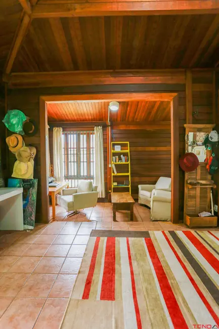 Chácara com 4 quartos à venda, 257m2 em Chácara Três Marias, Sorocaba - SP - imagem 9 Foto 9 de Chácara com 4 quartos à venda, 257m2 em Chácara Três Marias, Sorocaba - SP