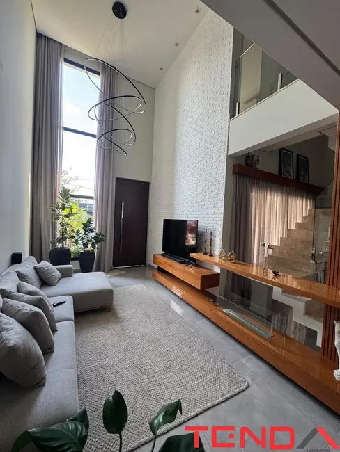 Foto 2 de Casa com 2 quartos à venda, 253m2 em Sorocaba - SP