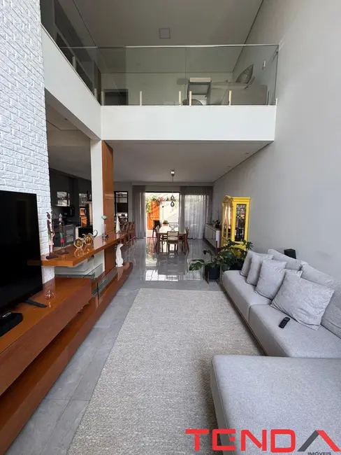 Casa com 2 quartos à venda, 253m2 em Sorocaba - SP - imagem 3 Foto 3 de Casa com 2 quartos à venda, 253m2 em Sorocaba - SP