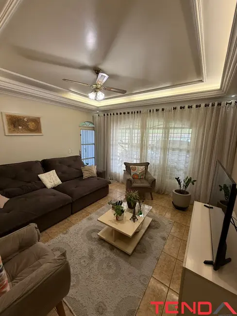 Casa com 3 quartos à venda, 150m2 em Jardim Boa Esperança, Sorocaba - SP - imagem 2 Foto 2 de Casa com 3 quartos à venda, 150m2 em Jardim Boa Esperança, Sorocaba - SP
