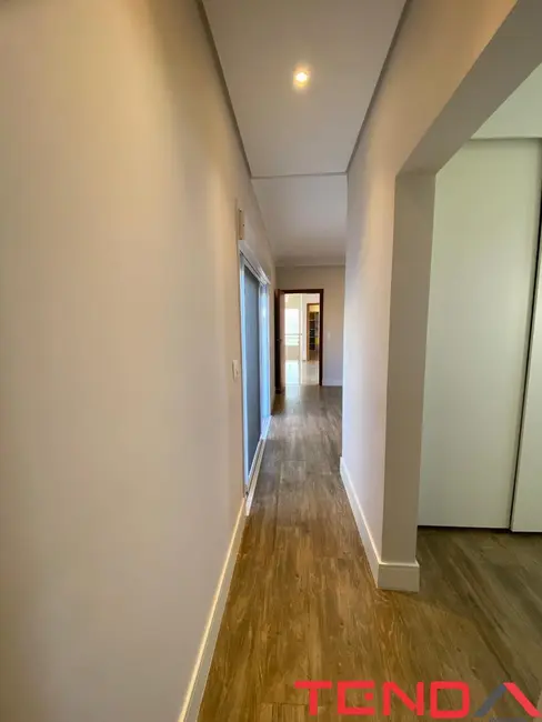 Casa com 4 quartos à venda, 305m2 em Jardim Residencial Giverny, Sorocaba - SP - imagem 9 Foto 9 de Casa com 4 quartos à venda, 305m2 em Jardim Residencial Giverny, Sorocaba - SP