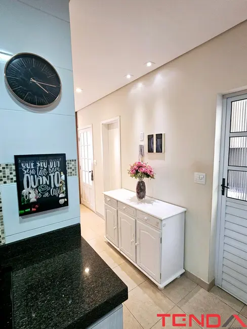 Casa de Condomínio com 2 quartos à venda, 68m2 em Jardim Jatobá, Sorocaba - SP - imagem 5 Foto 5 de Casa de Condomínio com 2 quartos à venda, 68m2 em Jardim Jatobá, Sorocaba - SP