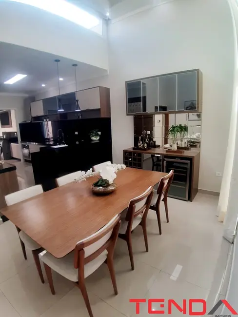 Casa com 3 quartos à venda, 147m2 em Cajuru do Sul, Sorocaba - SP - imagem 8 Foto 8 de Casa com 3 quartos à venda, 147m2 em Cajuru do Sul, Sorocaba - SP