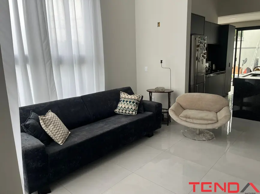 Casa de Condomínio com 4 quartos à venda, 196m2 em Sorocaba - SP - imagem 2 Foto 2 de Casa de Condomínio com 4 quartos à venda, 196m2 em Sorocaba - SP