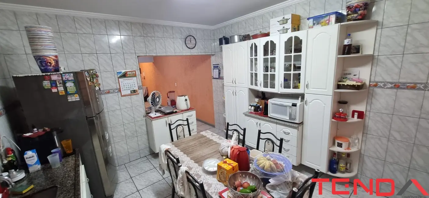 Casa com 3 quartos à venda, 255m2 em Jardim Dois Corações, Sorocaba - SP - imagem 6 Foto 6 de Casa com 3 quartos à venda, 255m2 em Jardim Dois Corações, Sorocaba - SP
