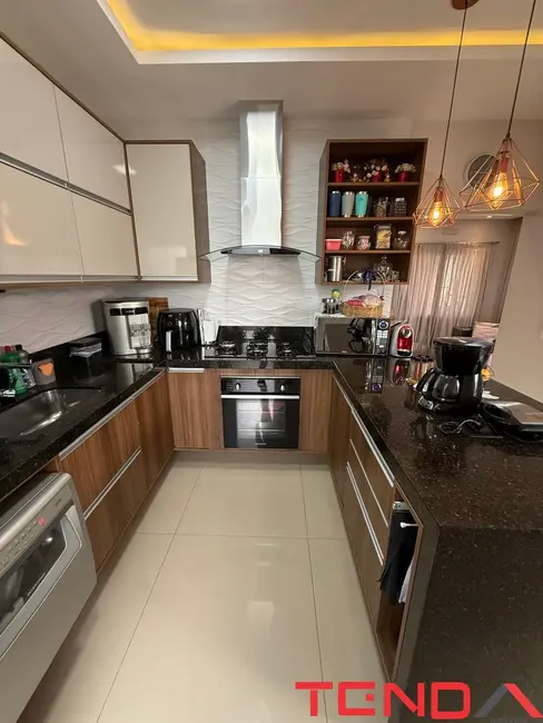 Casa de Condomínio com 3 quartos para alugar, 160m2 em Sorocaba - SP - imagem 9 Foto 9 de Casa de Condomínio com 3 quartos para alugar, 160m2 em Sorocaba - SP