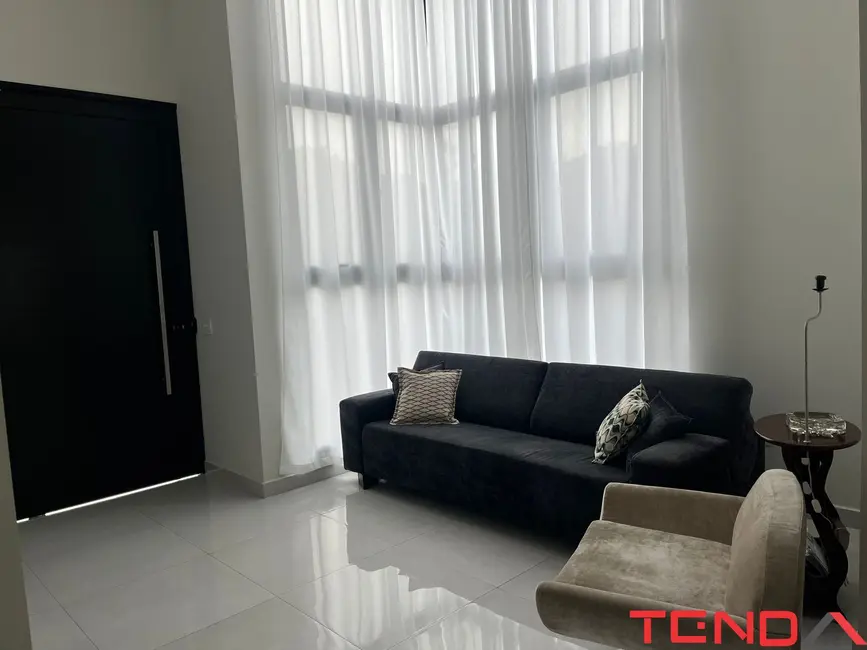 Foto 1 de Casa de Condomínio com 4 quartos para alugar, 196m2 em Sorocaba - SP