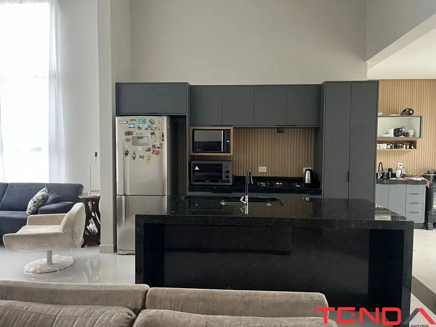 Foto 6 de Casa de Condomínio com 4 quartos para alugar, 196m2 em Sorocaba - SP