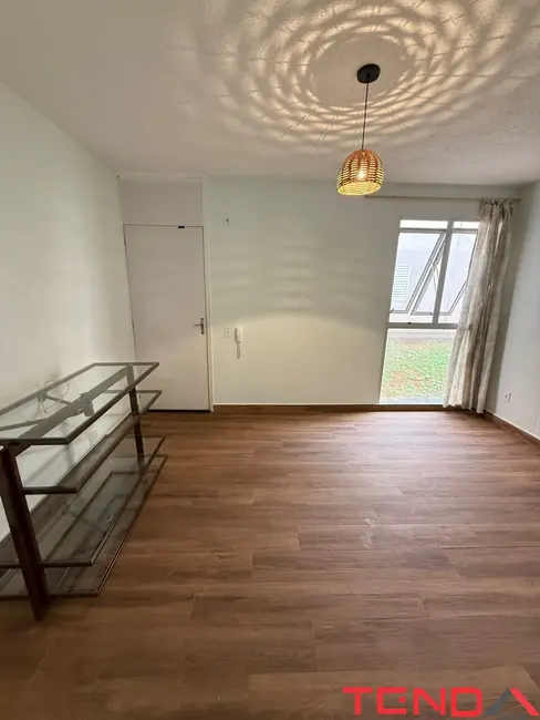 Foto 2 de Apartamento com 2 quartos para alugar, 53m2 em Jardim Betânia, Sorocaba - SP
