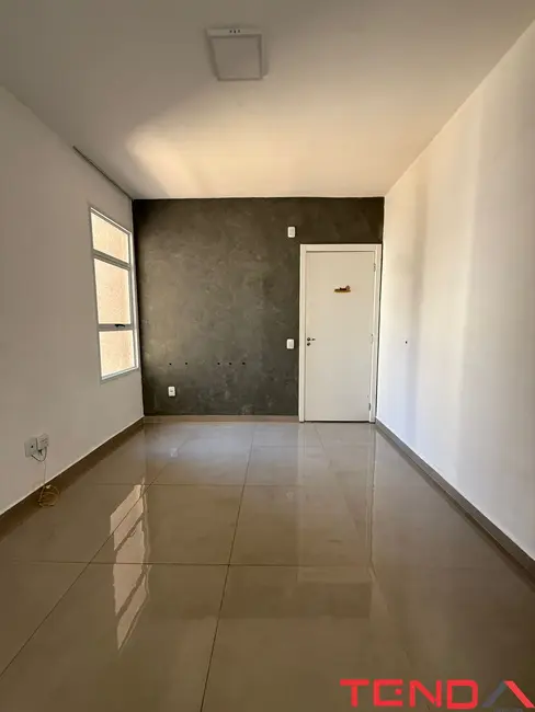 Apartamento com 2 quartos para alugar, 43m2 em Aparecidinha, Sorocaba - SP - imagem 3 Foto 3 de Apartamento com 2 quartos para alugar, 43m2 em Aparecidinha, Sorocaba - SP